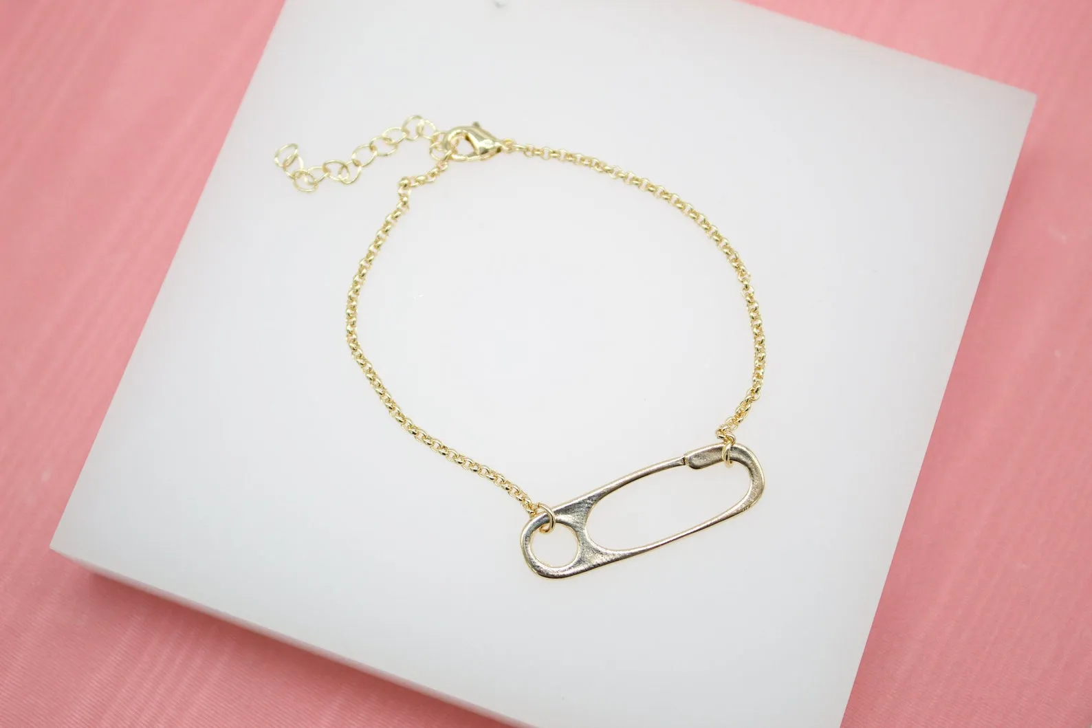 18K Gold Filled Paper Clip Charm Rolo Chain Bracelet (I179)