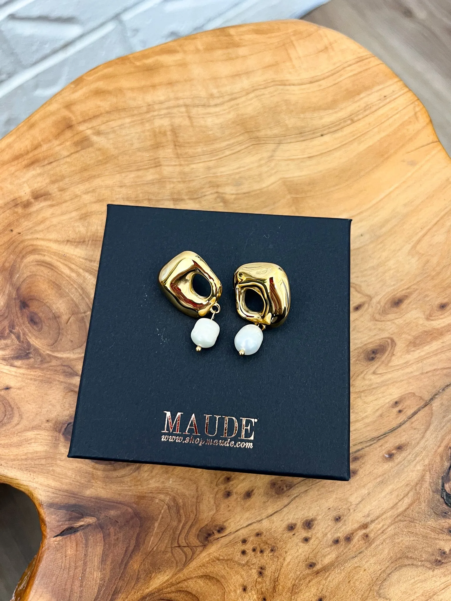 18K Kylie Pearl Statement Earrings