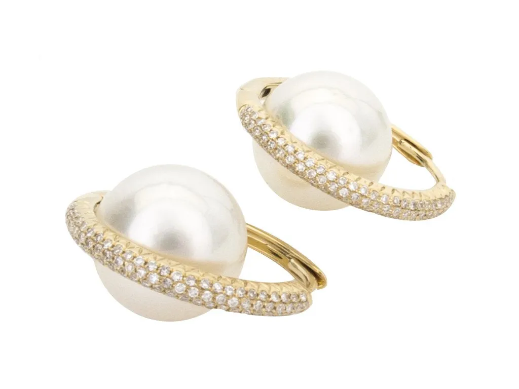 Australian pearl hoops