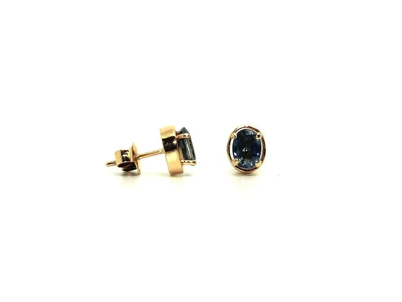 Blue Sapphire Wire Stud Oval Cut Ad No.036 (5/7mm )