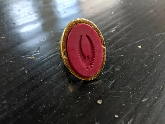 Duke Leto's signet ring from Dune 1984 replica