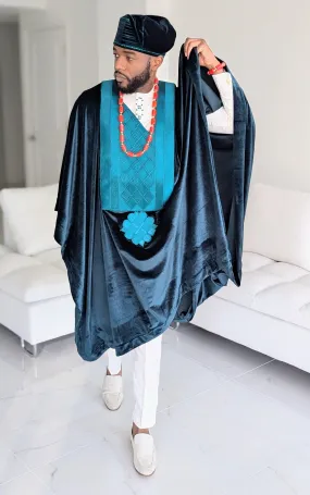 Dupsie's Daura Heritage Ivory Dashiki Suit with Emerald Agbada DPAVREG2