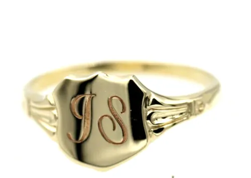 Genuine 9ct Solid Yellow, Rose or White Gold Large Signet Ring In Your Size P Plus Engraving 2 Initials