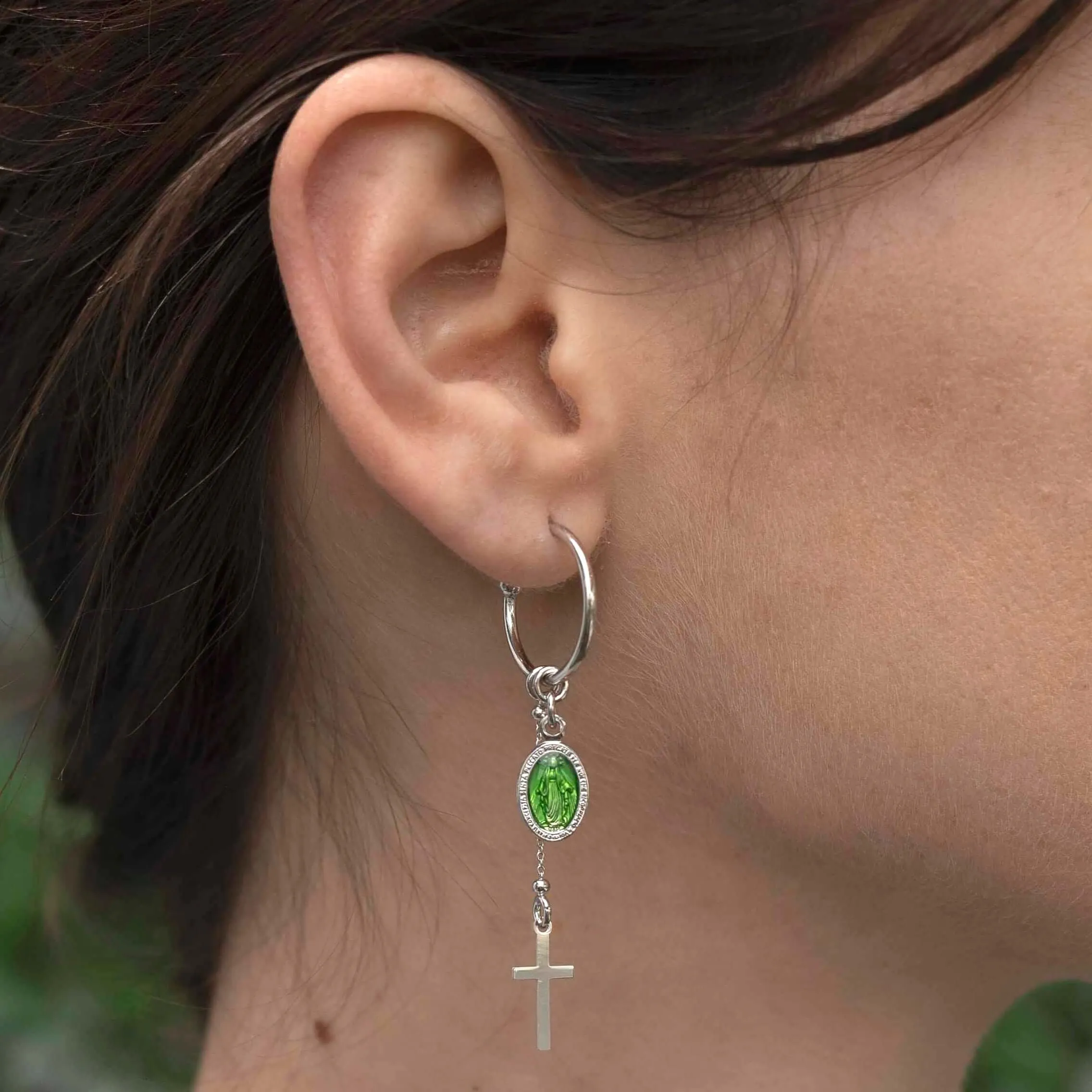 GREEN MIRACULOUS MEDAL - HOOP EARRINGS - SILVER