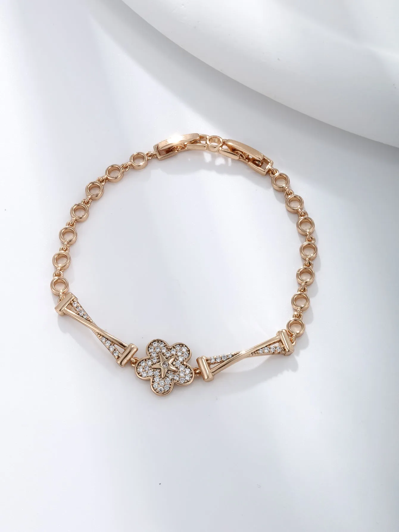 Jewelry plated 18K gold alloy inlaid with zirconium flower bracelet girls high-end European and American fashion