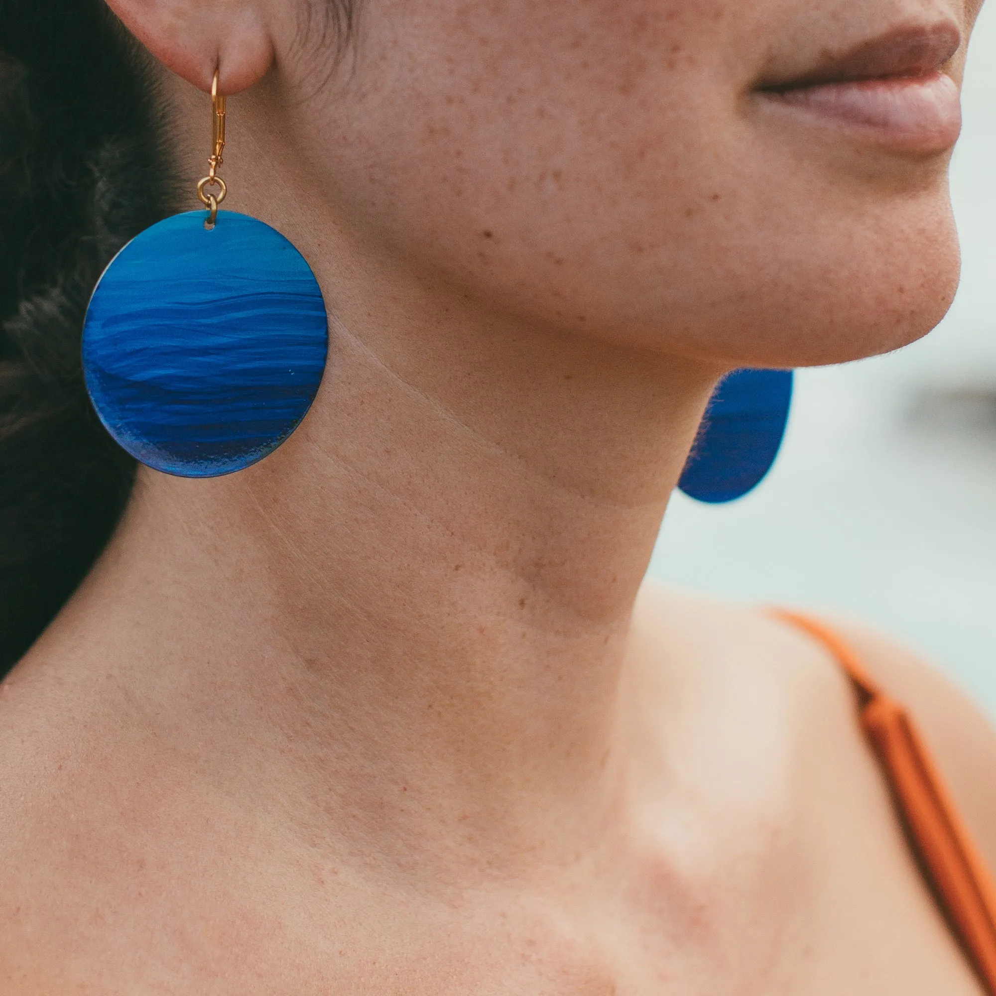 Lazuli Round Earrings