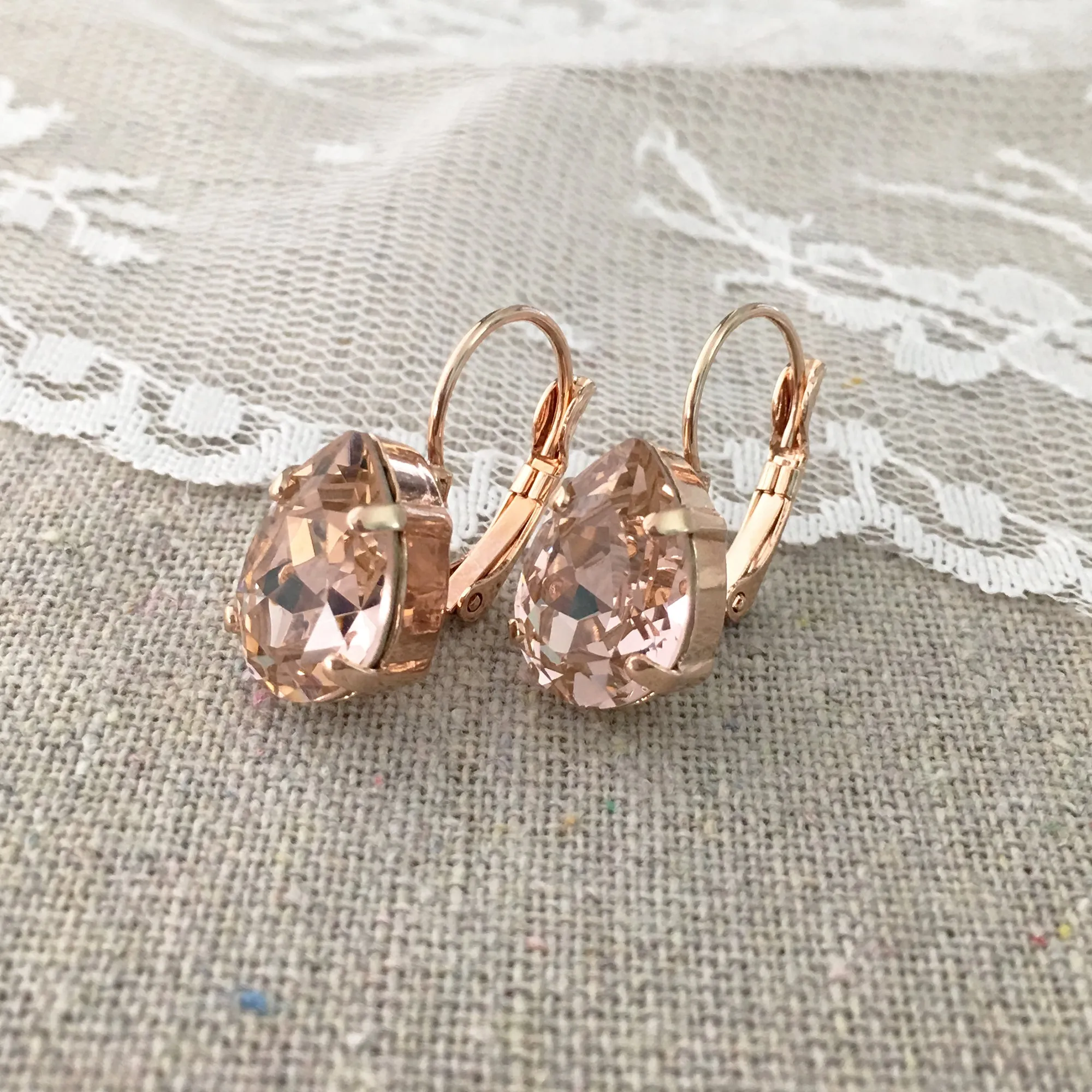 Medium Pear Leverback Earrings