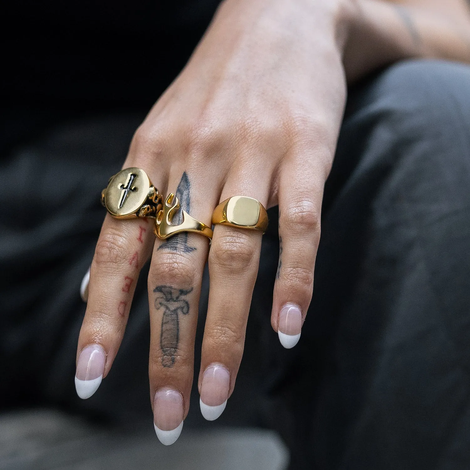 Minimal Signet Ring (Gold)