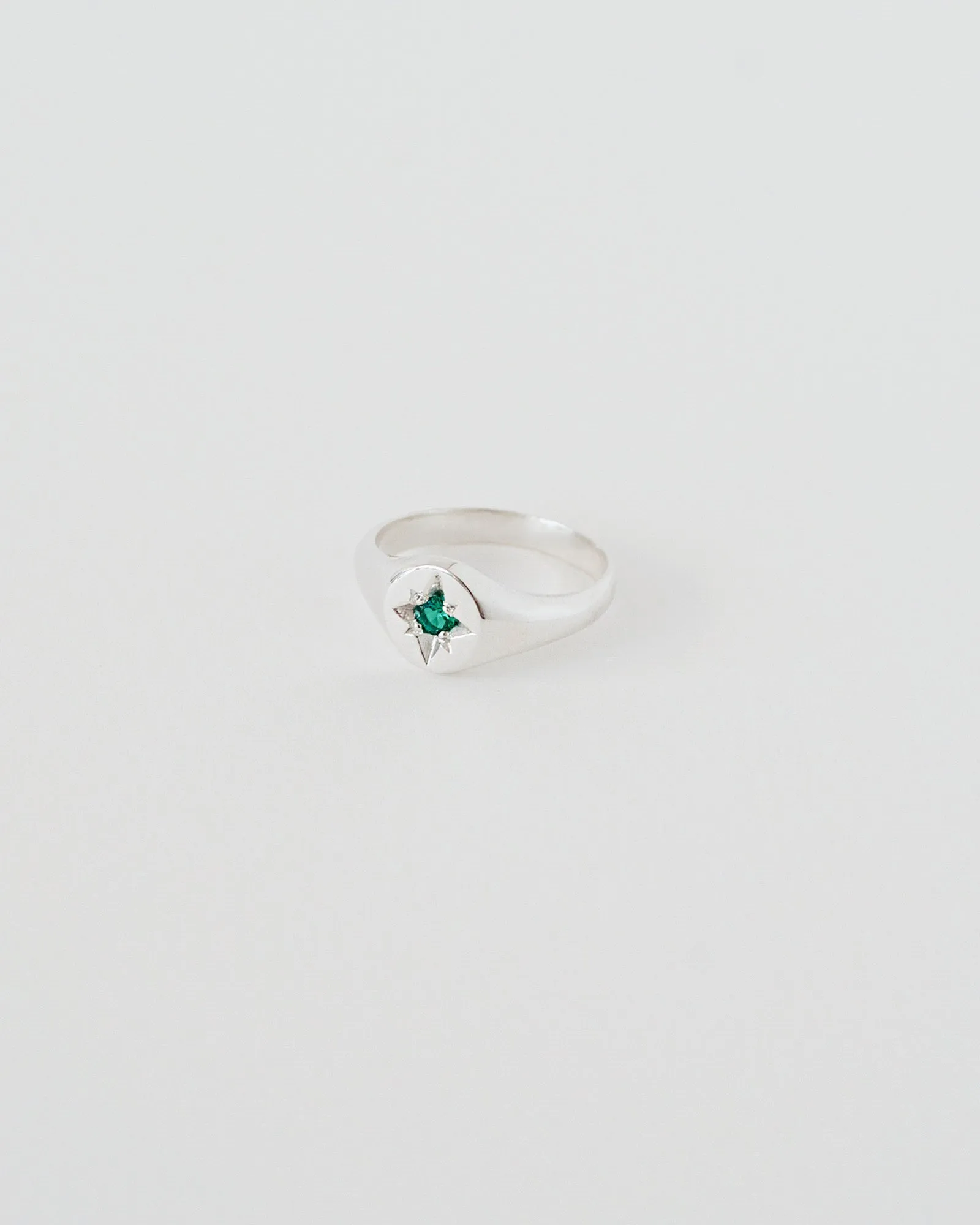 NOVA RING | EMERALD