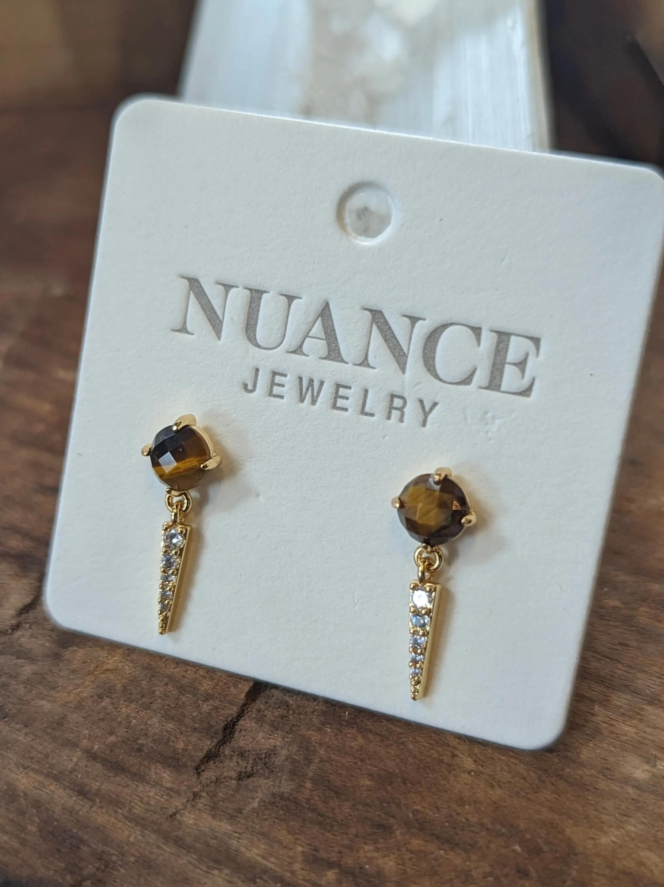 Nuance Stone Spear Earrings