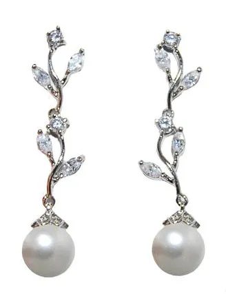 Rosabella Vine And Pearl Dangle Earring