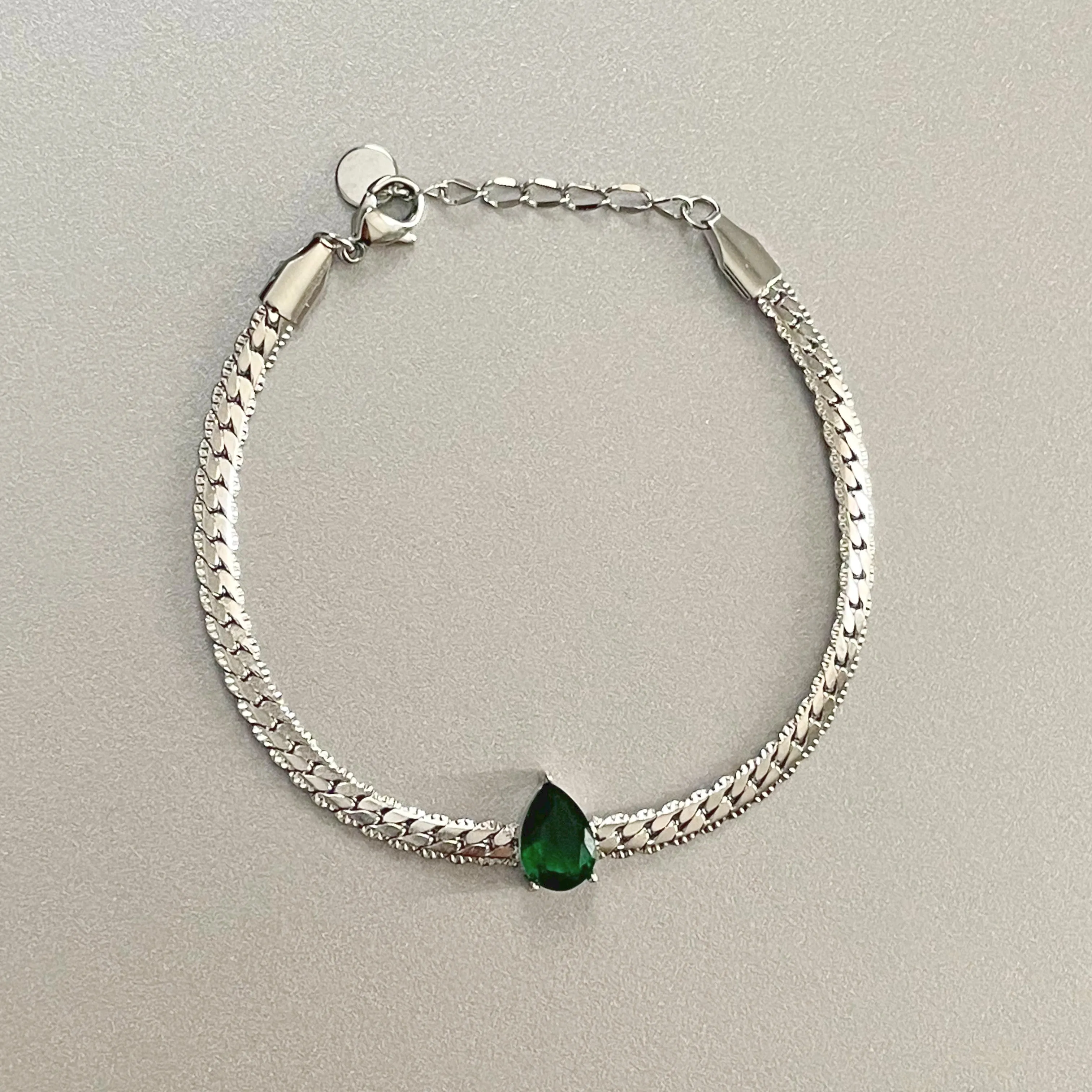 Serena Luxe Emerald Teardrop Jewel Bracelet