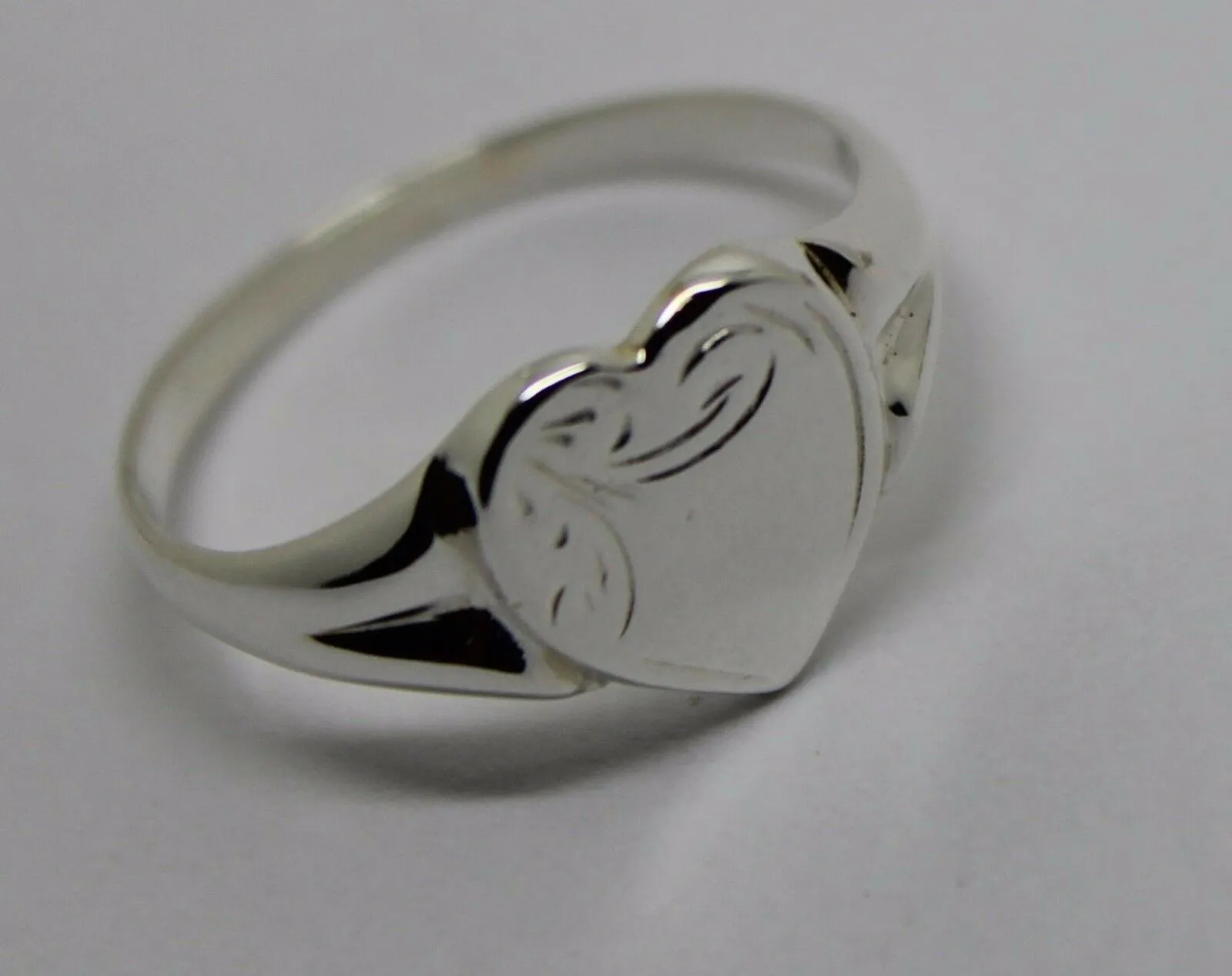 Size T Kaedesigns, New Genuine Large Sterling Silver Heart Signet Ring 265