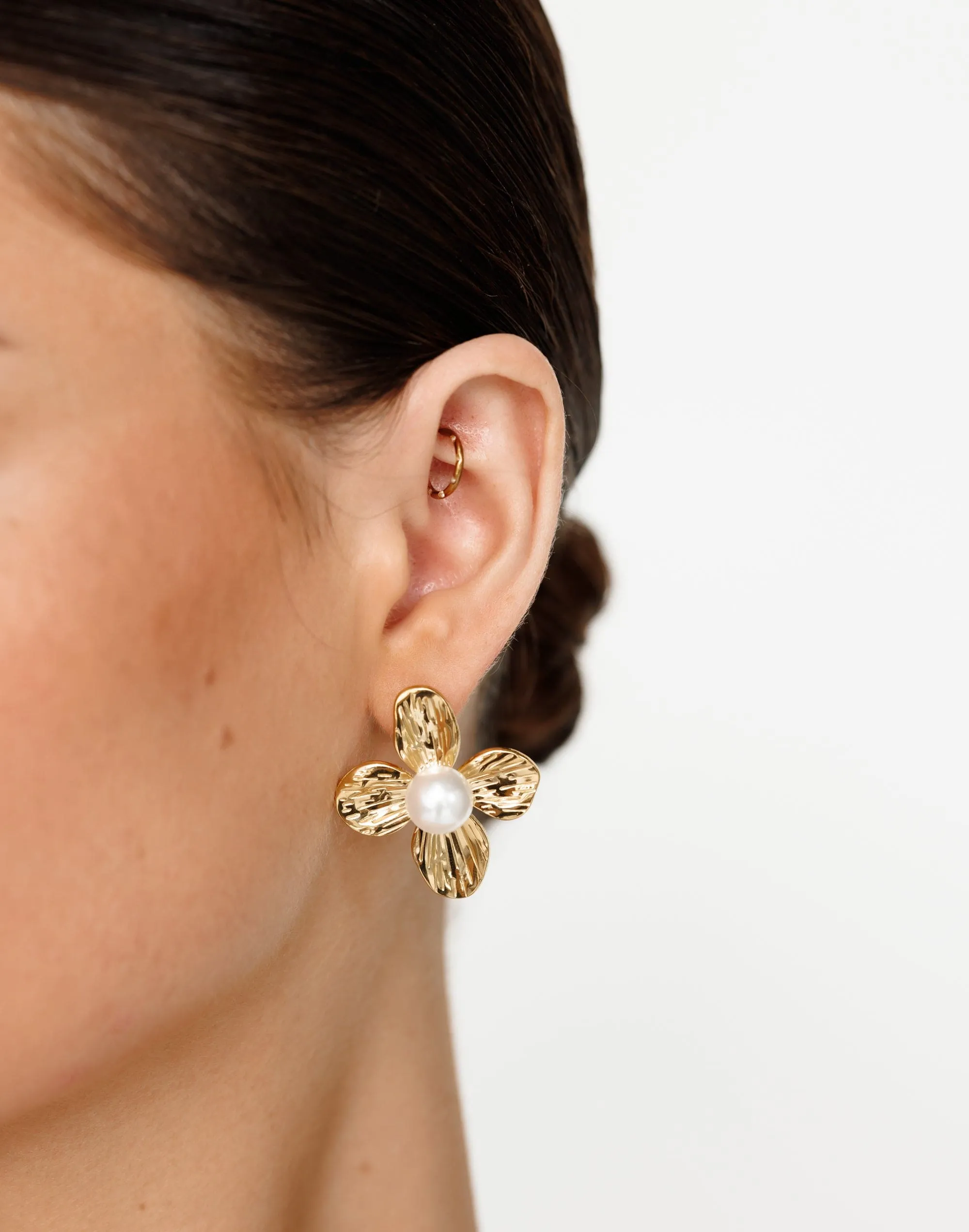 Tia Earrings (Gold)