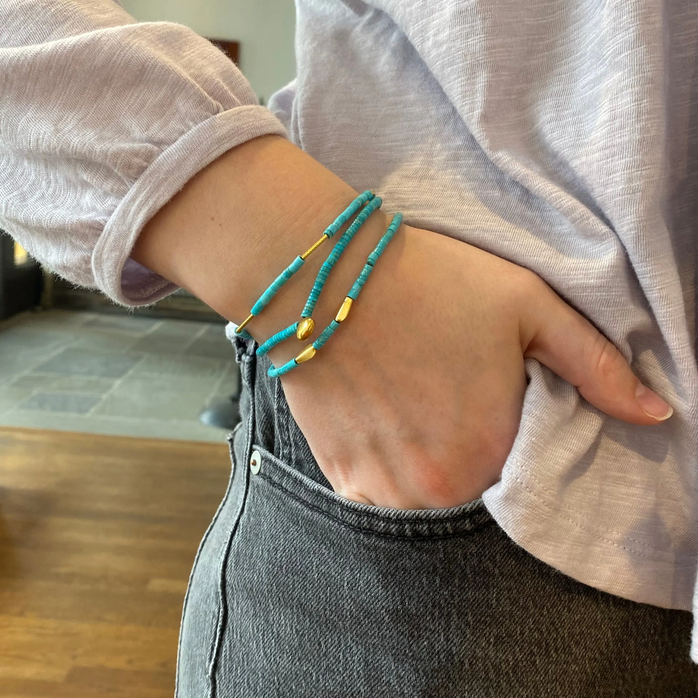 Turquoise With Gold Bead Stretch Bracelet